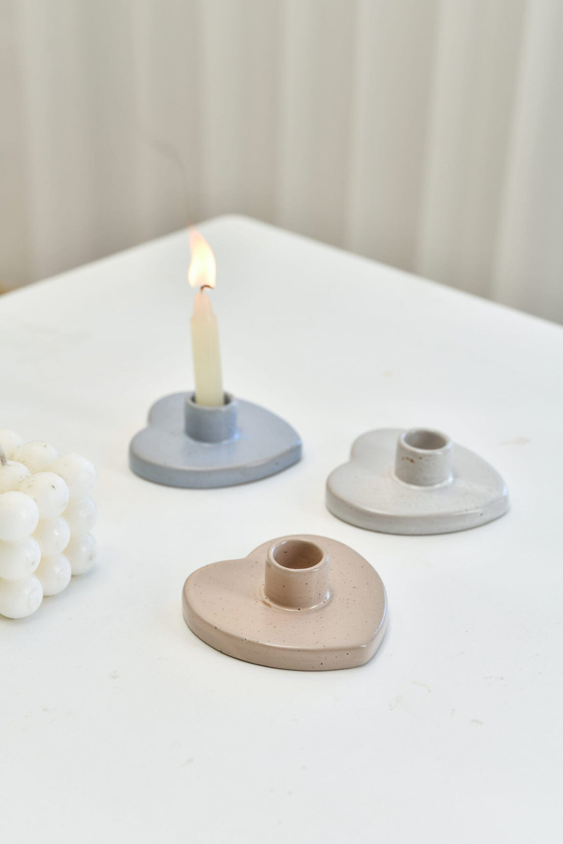 Beige Ceramic Heart Shaped Palo Santo Burner V580 